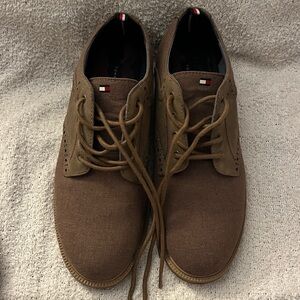 Tommy Hilfiger Michael Saddle Tan Lace-Up Shoes Youth Size 4 excellent Oxford